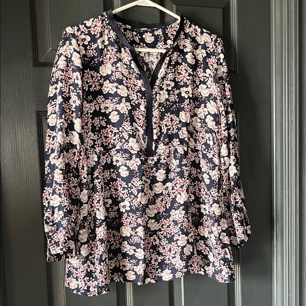 Floral Navy Women's Top